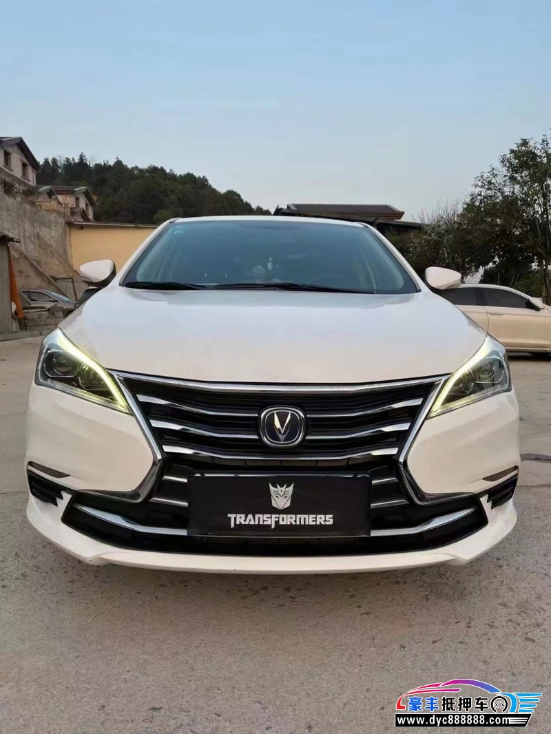 20年长安逸动轿车抵押车出售