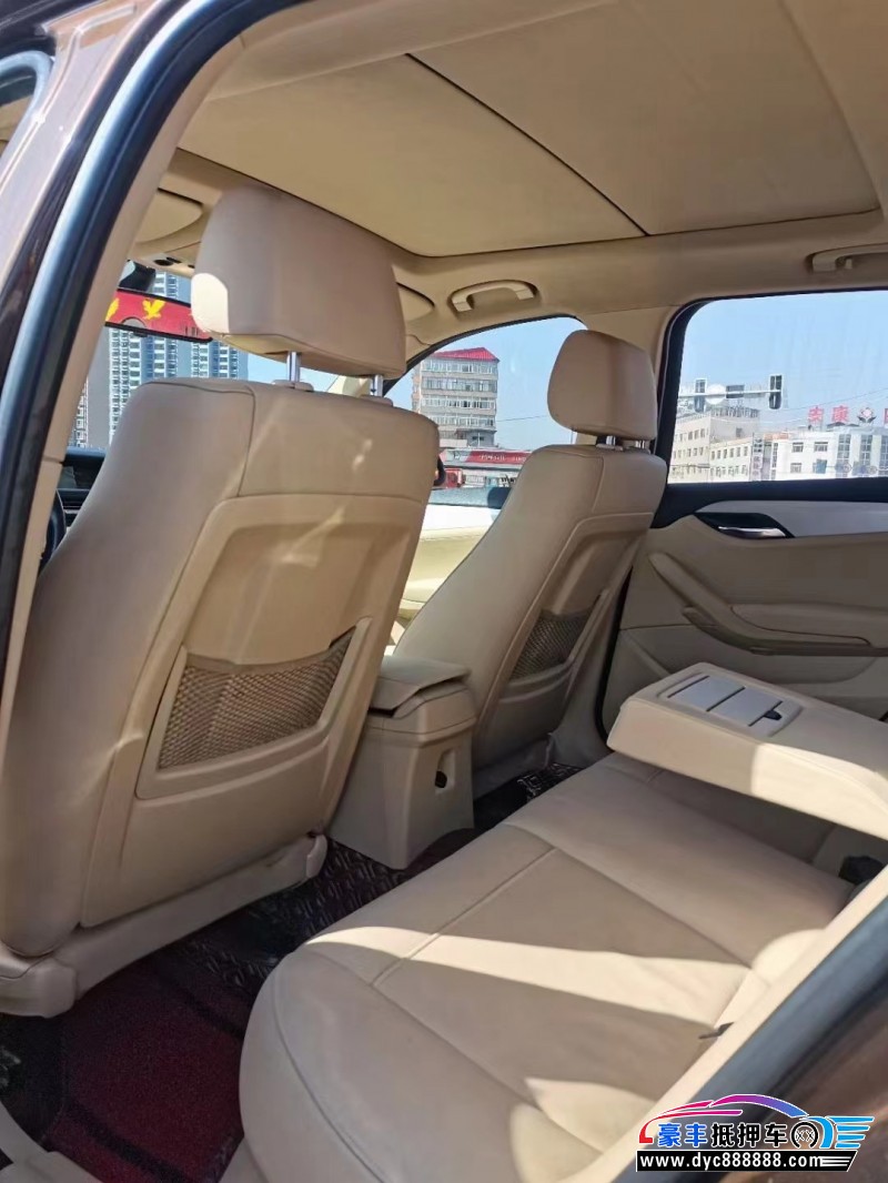 14年宝马X1轿车抵押车出售