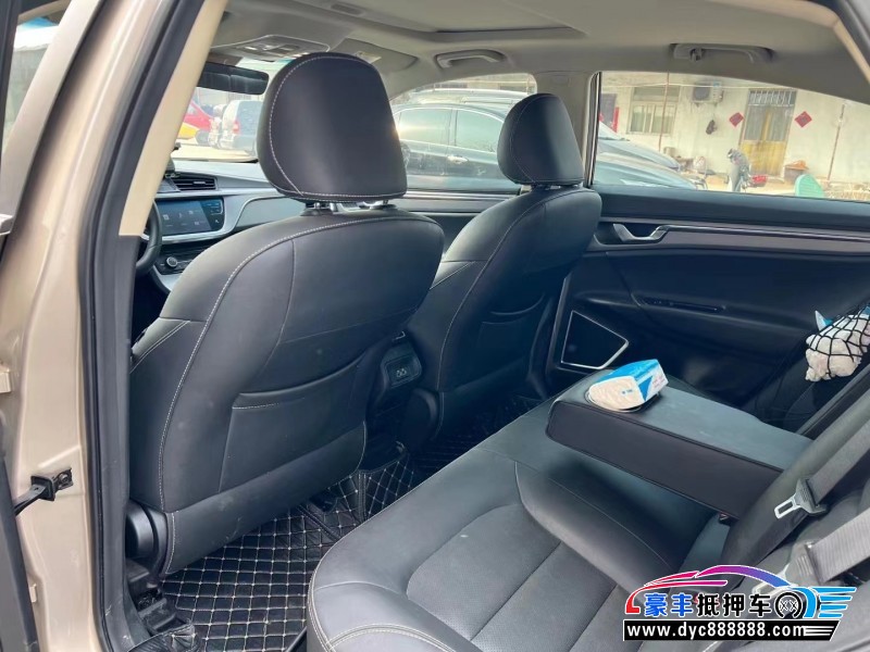 20年吉利帝豪GL轿车抵押车出售