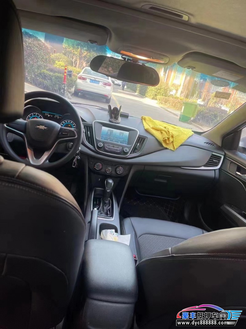 18年雪佛兰科沃兹轿车抵押车出售