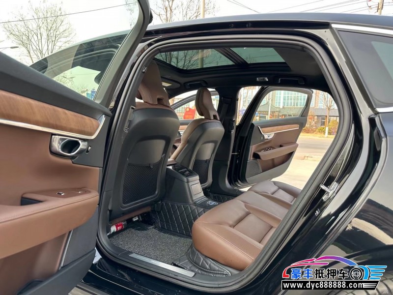 21年沃尔沃S90轿车抵押车出售