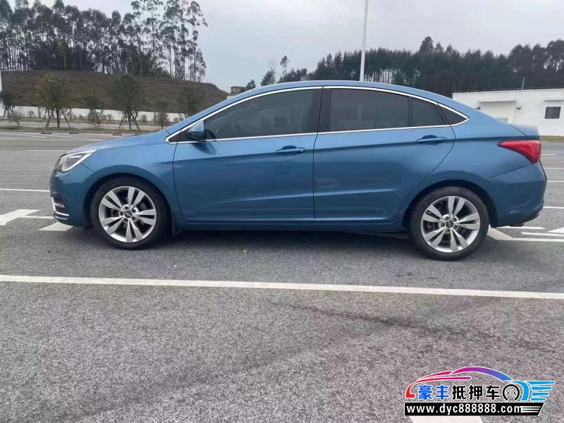 16年奇瑞艾瑞泽5轿车抵押车出售