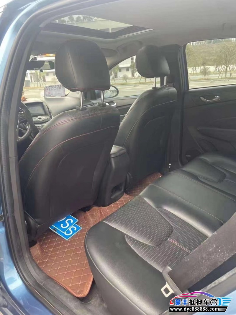 16年奇瑞艾瑞泽5轿车抵押车出售