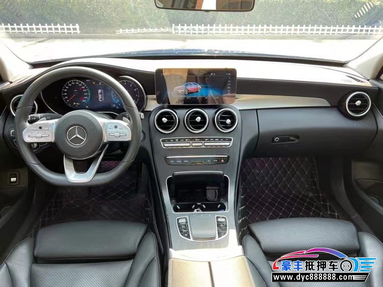 21年奔驰C轿车抵押车出售