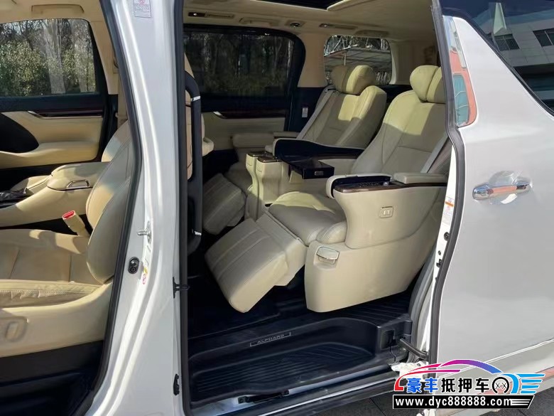 17年丰田埃尔法SUV抵押车出售