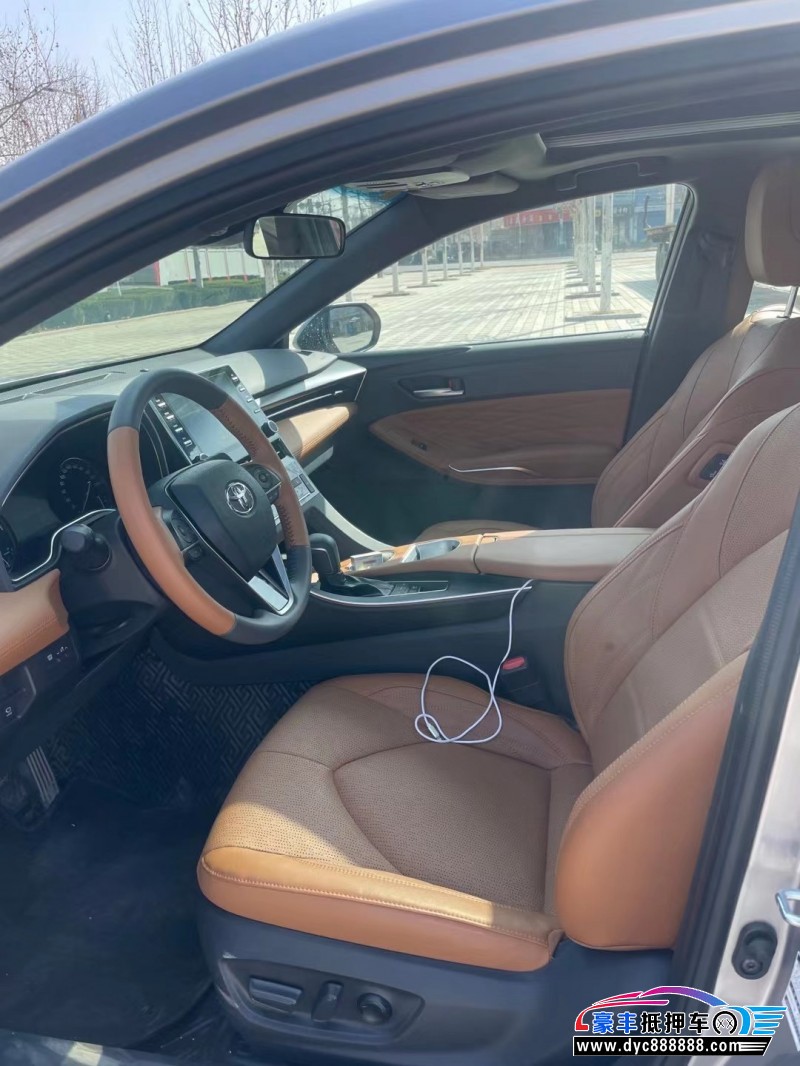 21年丰田亚洲龙轿车抵押车出售