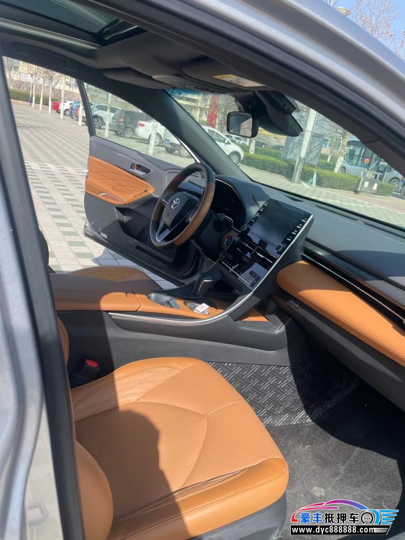 21年丰田亚洲龙轿车抵押车出售