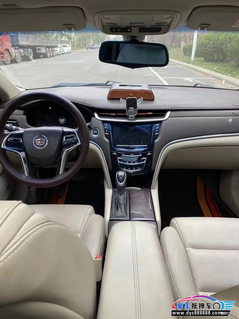 15年凯迪拉克XTS轿车抵押车出售