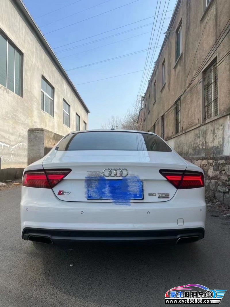 18年奥迪A7轿车抵押车出售