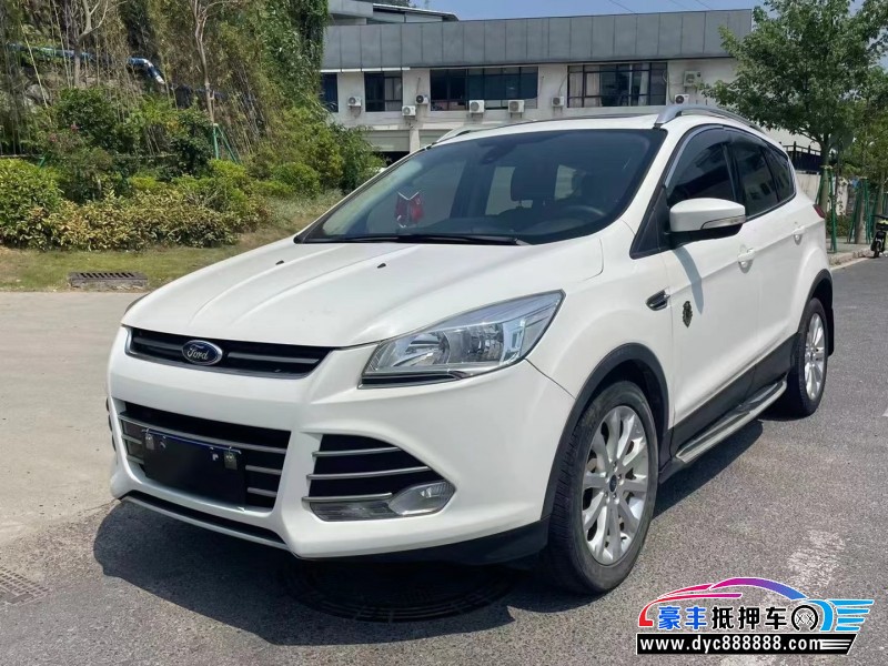 15年福特翼虎轿车抵押车出售