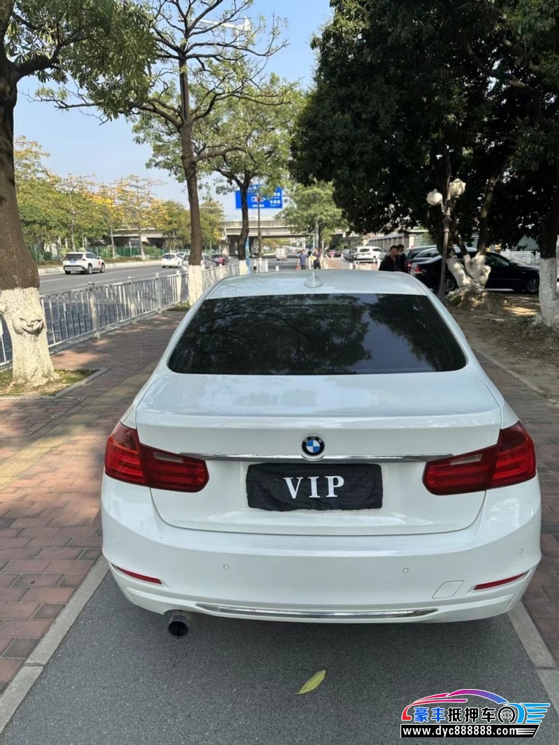 13年宝马3系轿车抵押车出售