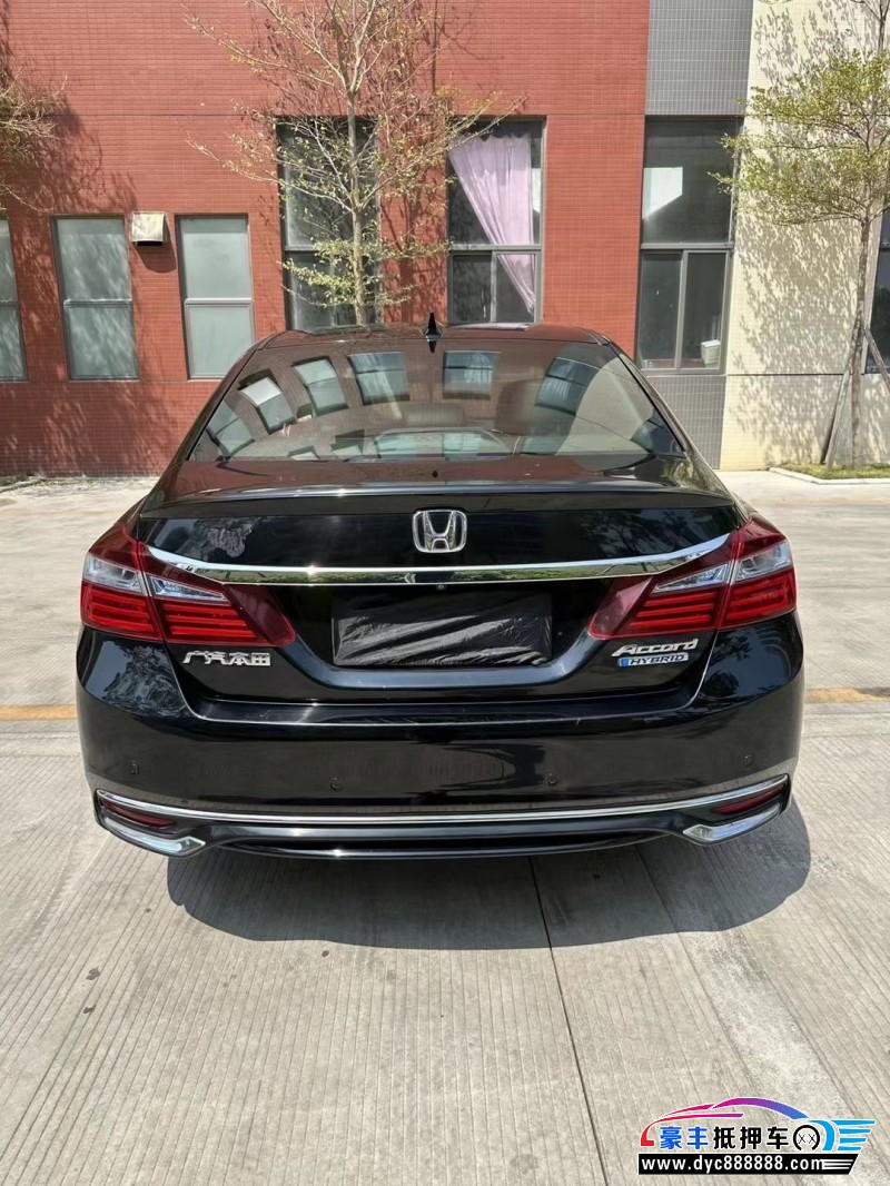 17年本田雅阁轿车抵押车出售