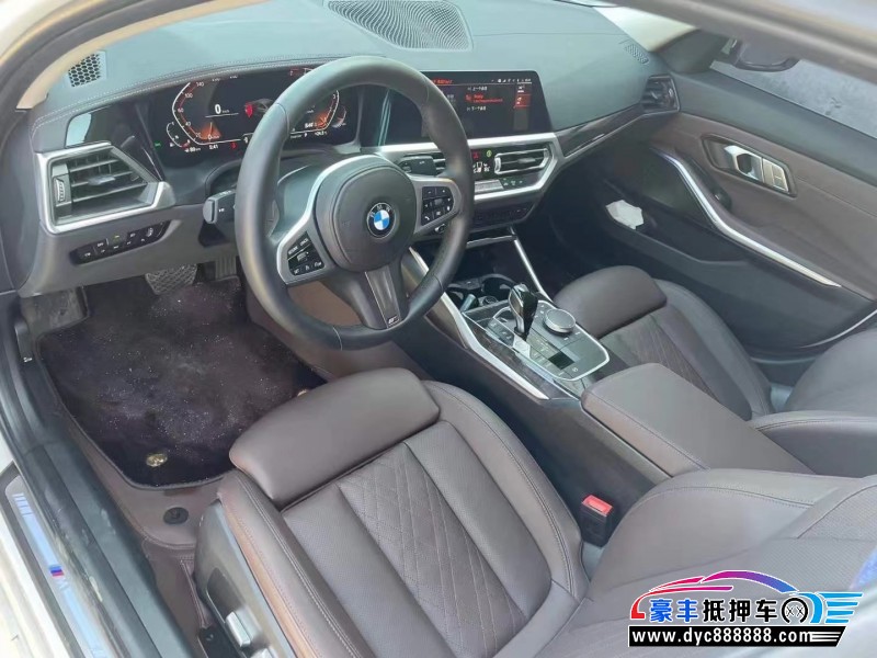 22年宝马3系轿车抵押车出售