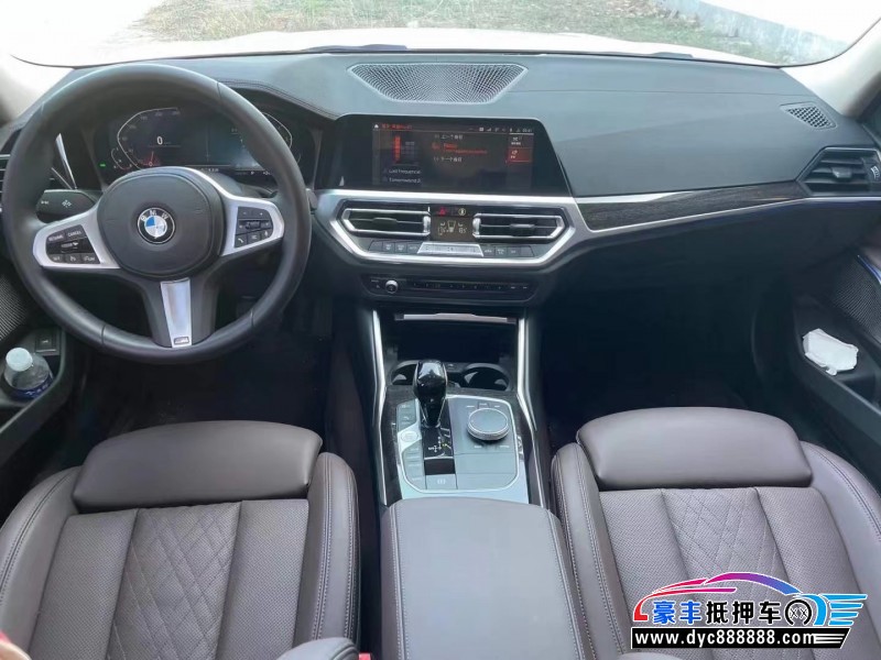 22年宝马3系轿车抵押车出售