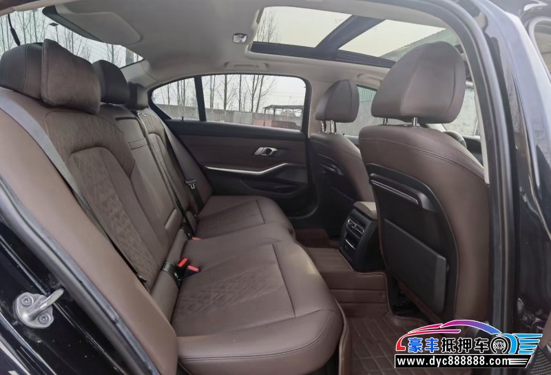 22年宝马3系轿车抵押车出售