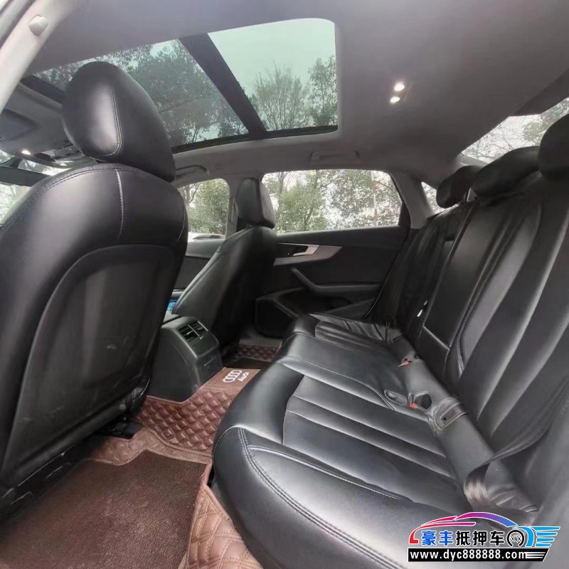 19年奥迪A4轿车抵押车出售