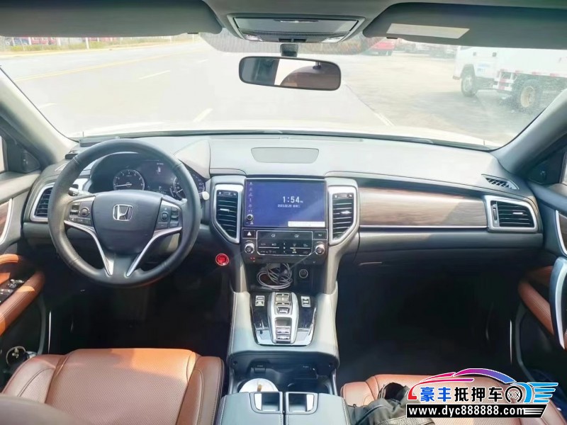 18年本田UR-V轿车抵押车出售