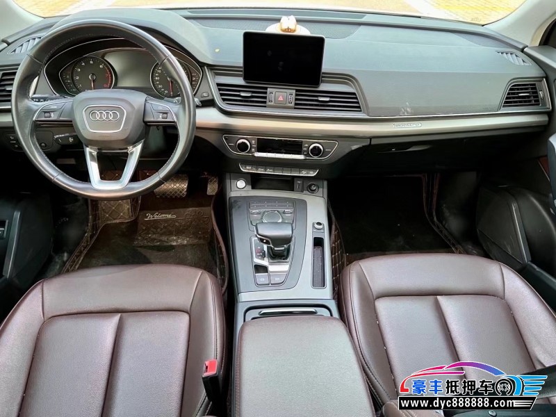 19年奥迪Q5轿车抵押车出售