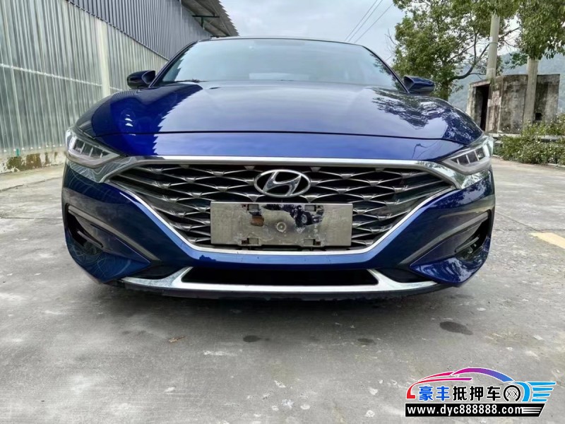 20年现代菲斯塔轿车抵押车出售