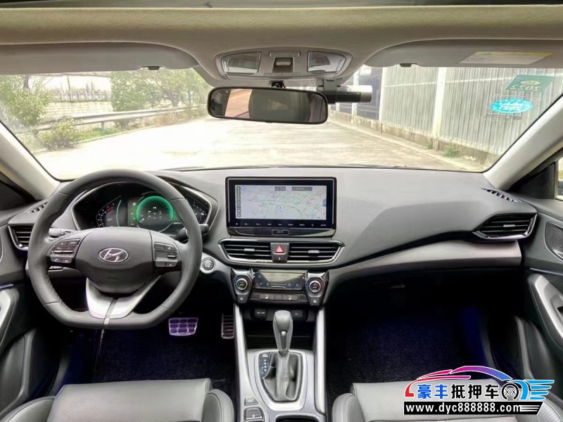 20年现代菲斯塔轿车抵押车出售