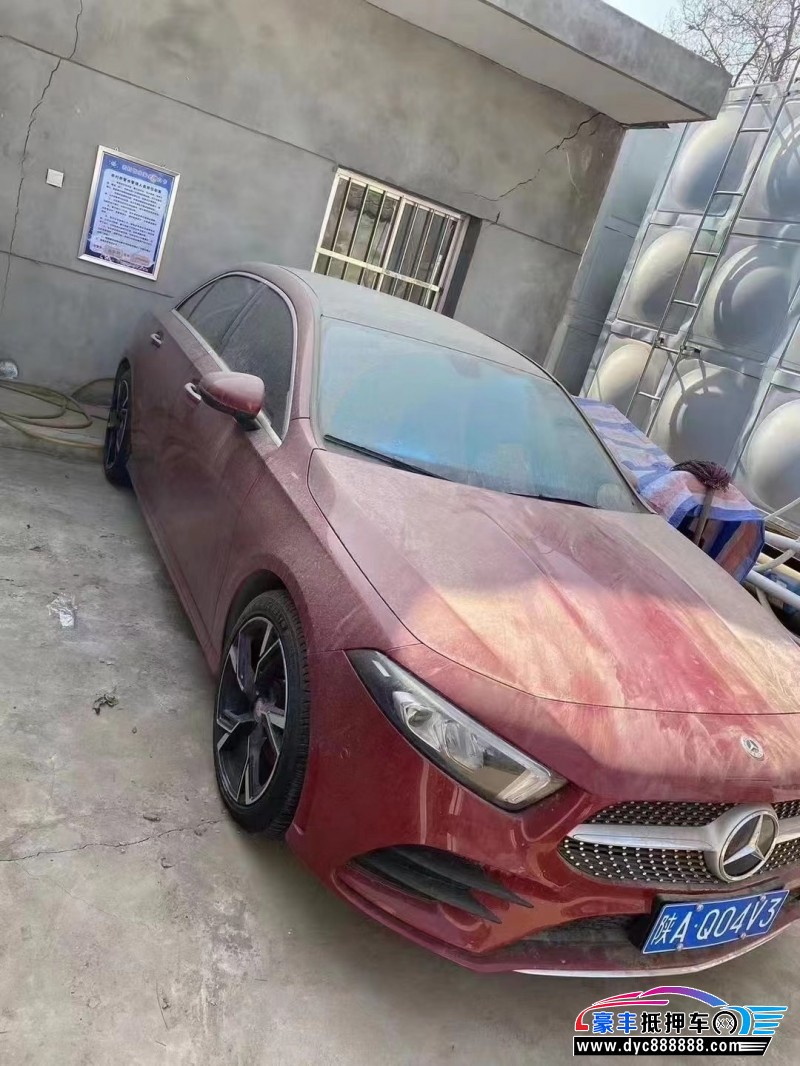 22年奔驰A轿车抵押车出售