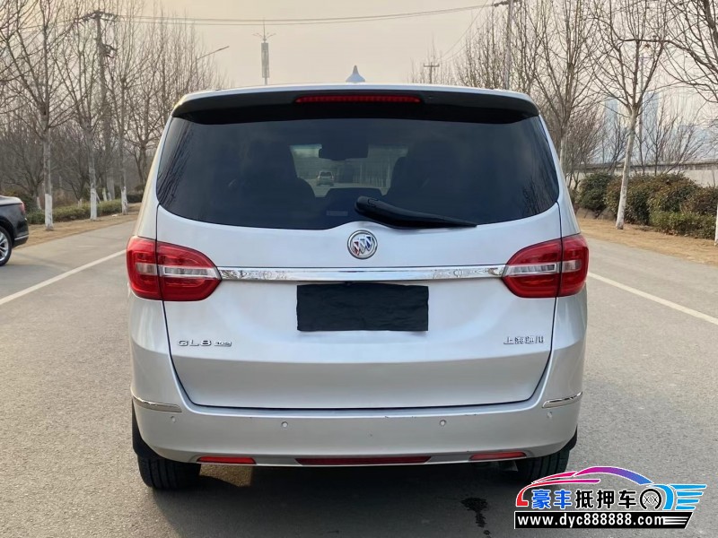15年别克GL8轿车抵押车出售