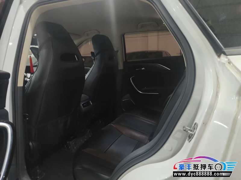 19年奔腾T77轿车抵押车出售