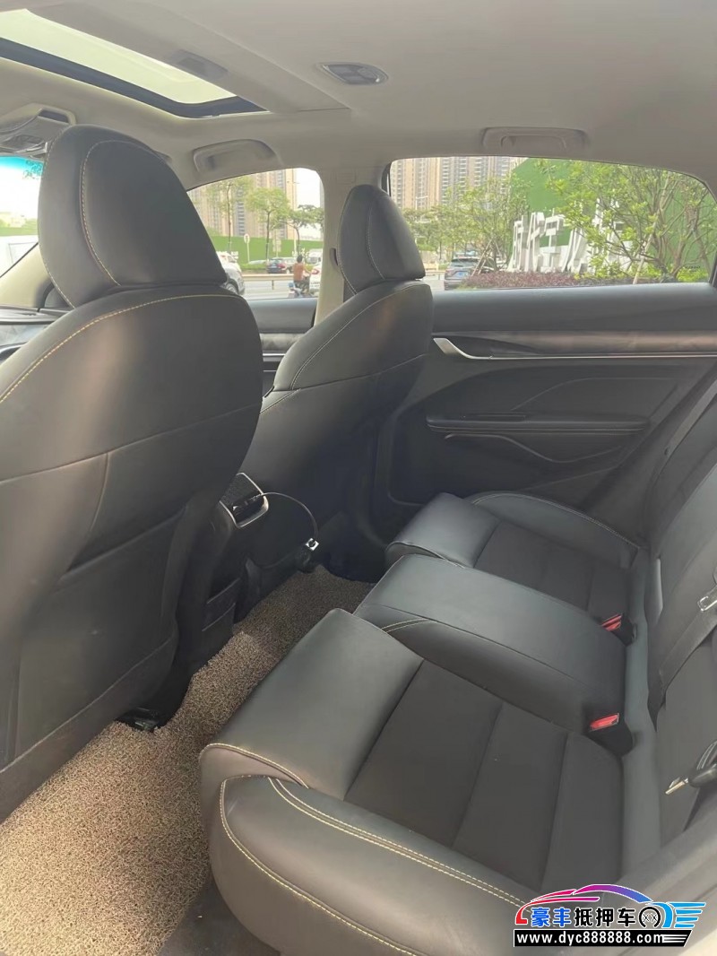 21年吉利缤瑞轿车抵押车出售