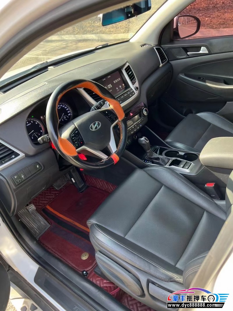 17年现代途胜SUV抵押车出售