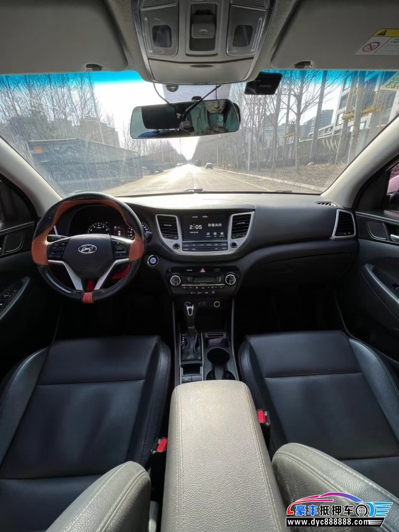 17年现代途胜SUV抵押车出售