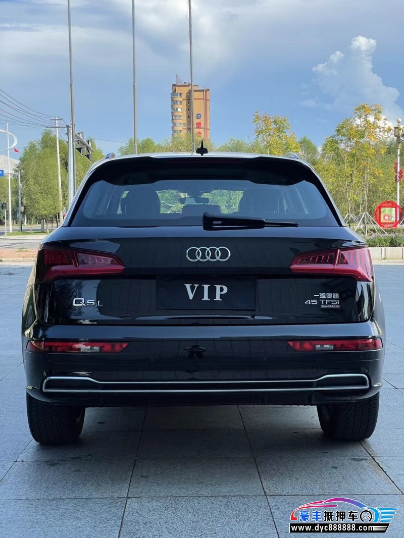 19年奥迪Q5SUV抵押车出售