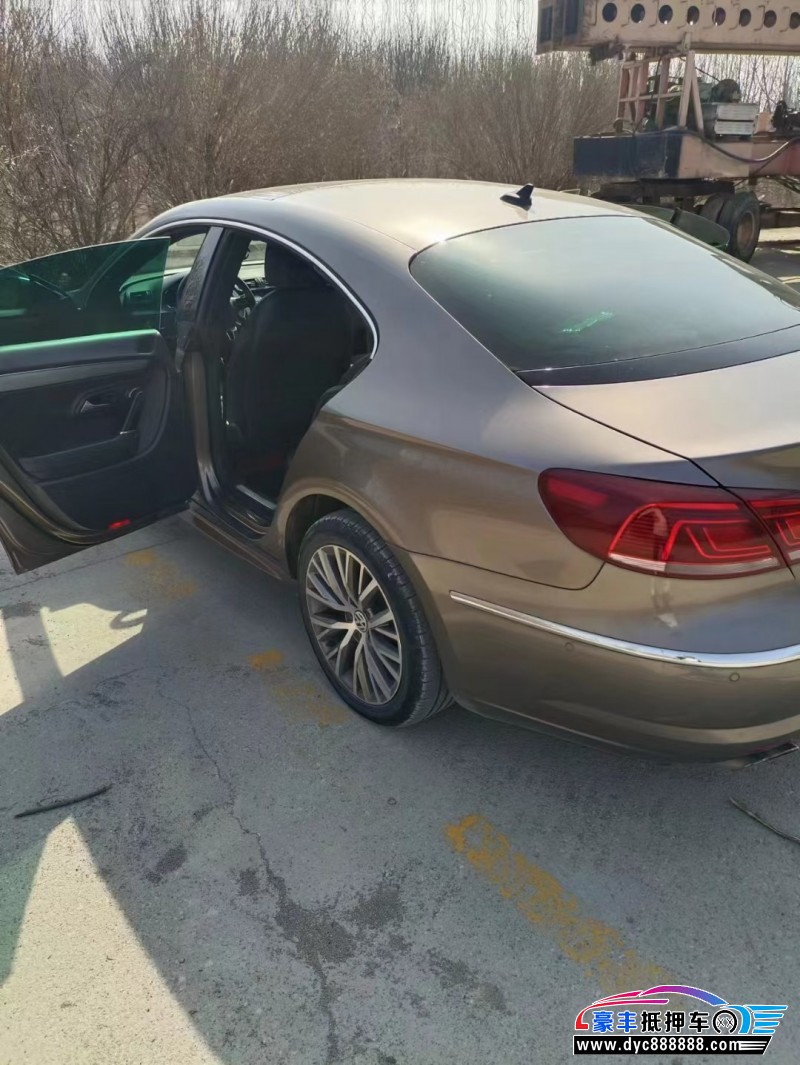 14年大众CC轿车抵押车出售