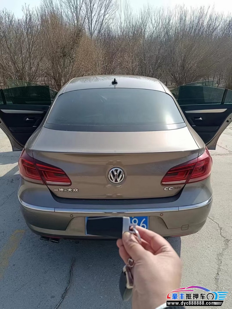 14年大众CC轿车抵押车出售