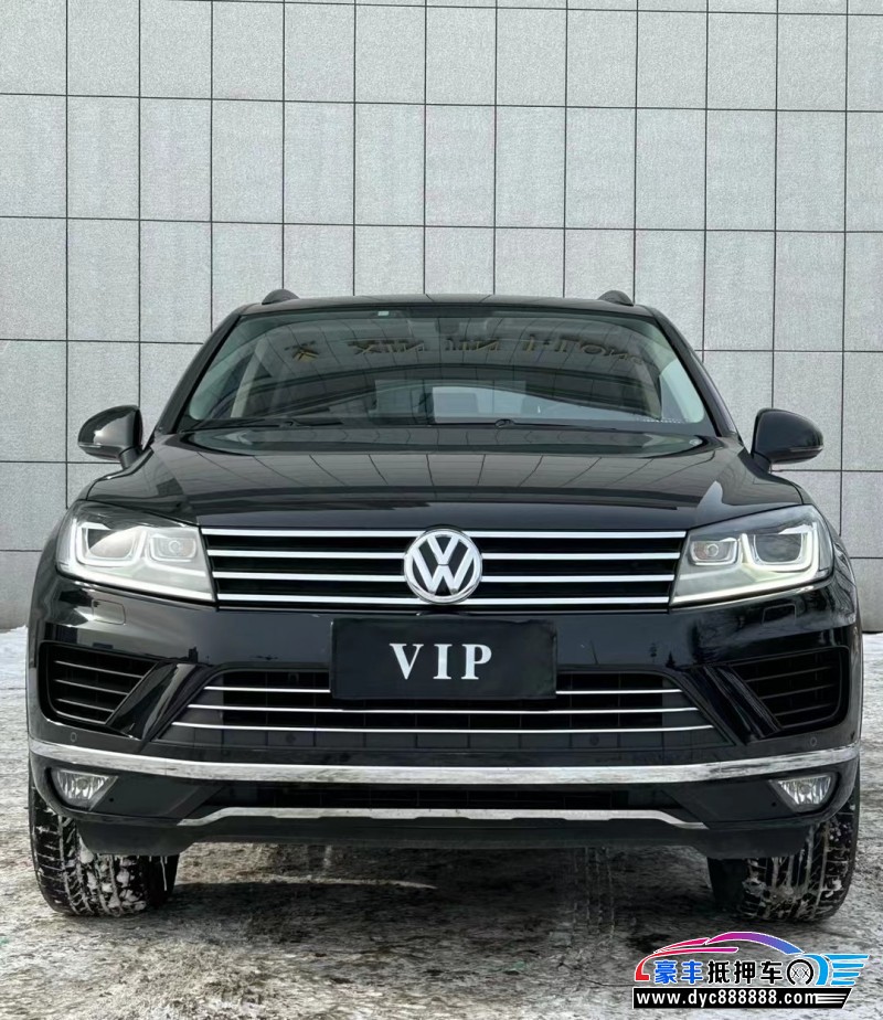 17年大众途锐SUV抵押车出售