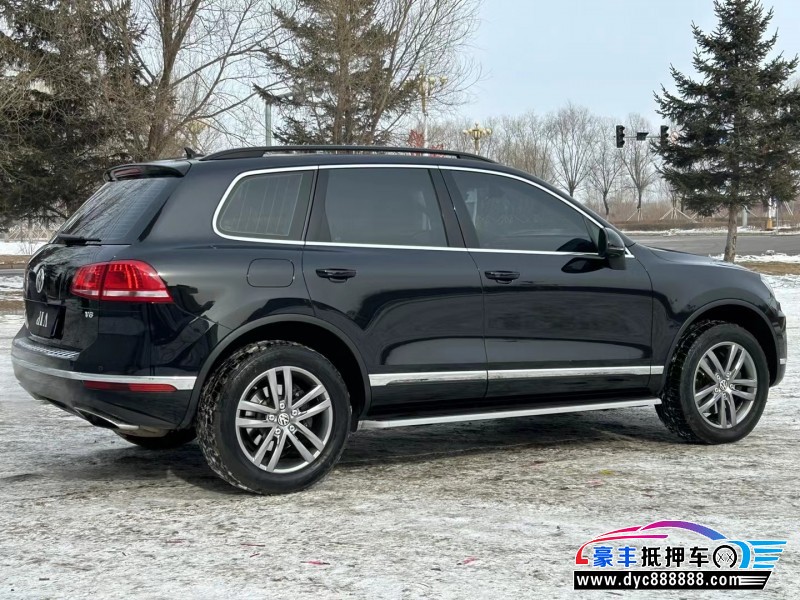 17年大众途锐SUV抵押车出售