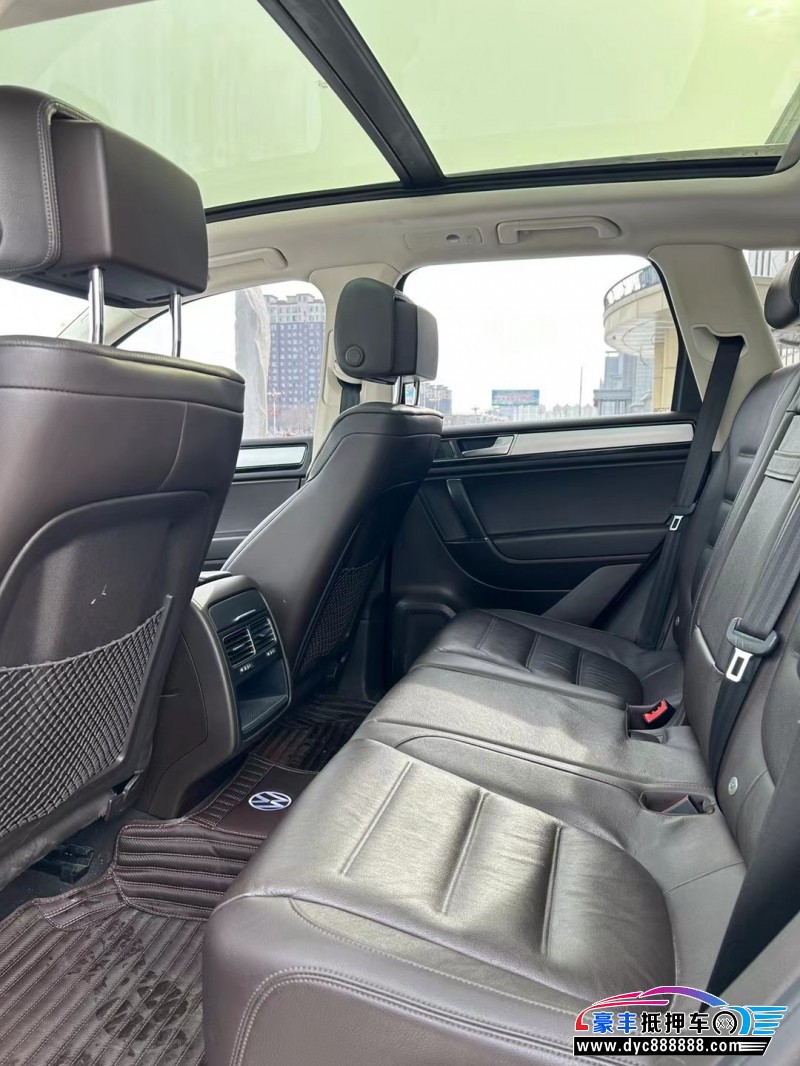 17年大众途锐SUV抵押车出售