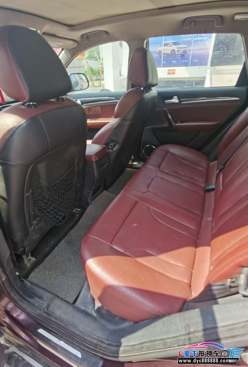 16年众泰T600轿车抵押车出售