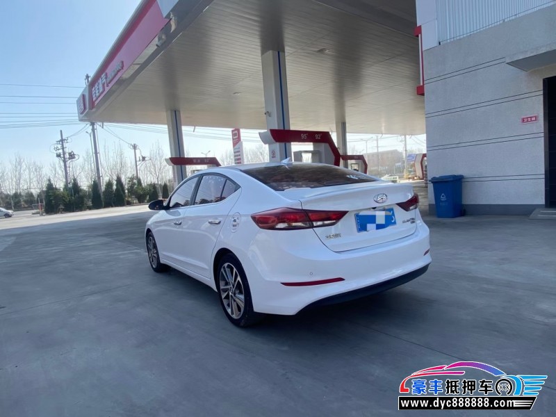 16年现代领动轿车抵押车出售