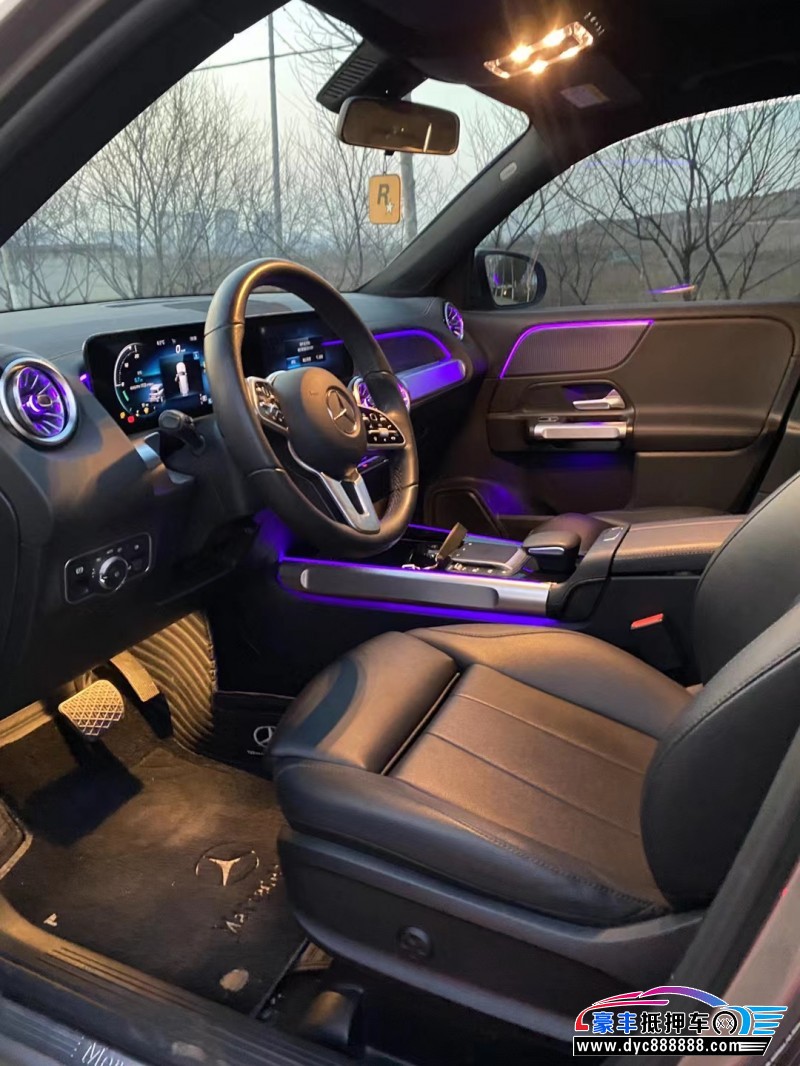 21年奔驰GLB轿车抵押车出售