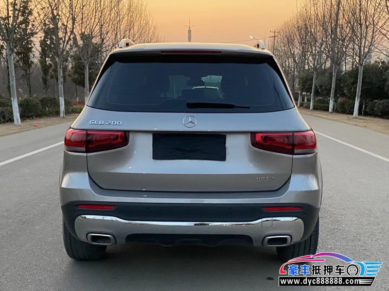21年奔驰GLB轿车抵押车出售