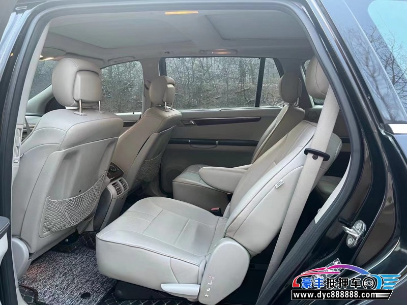 10年奔驰R轿车抵押车出售