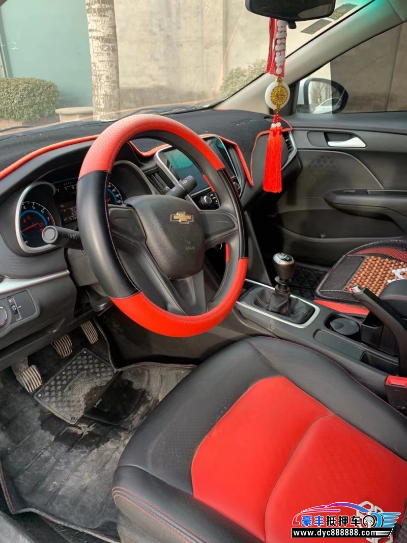 18年雪佛兰科沃兹轿车抵押车出售