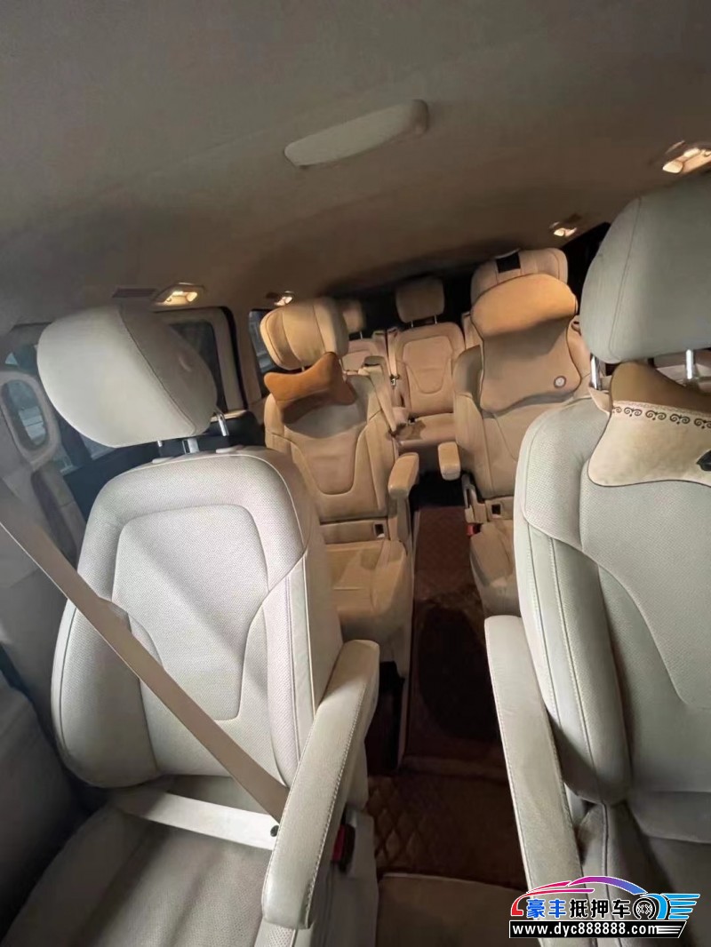 17年奔驰VMPV抵押车出售