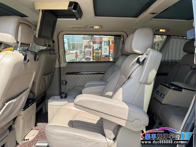 14年奔驰唯雅诺MPV抵押车出售