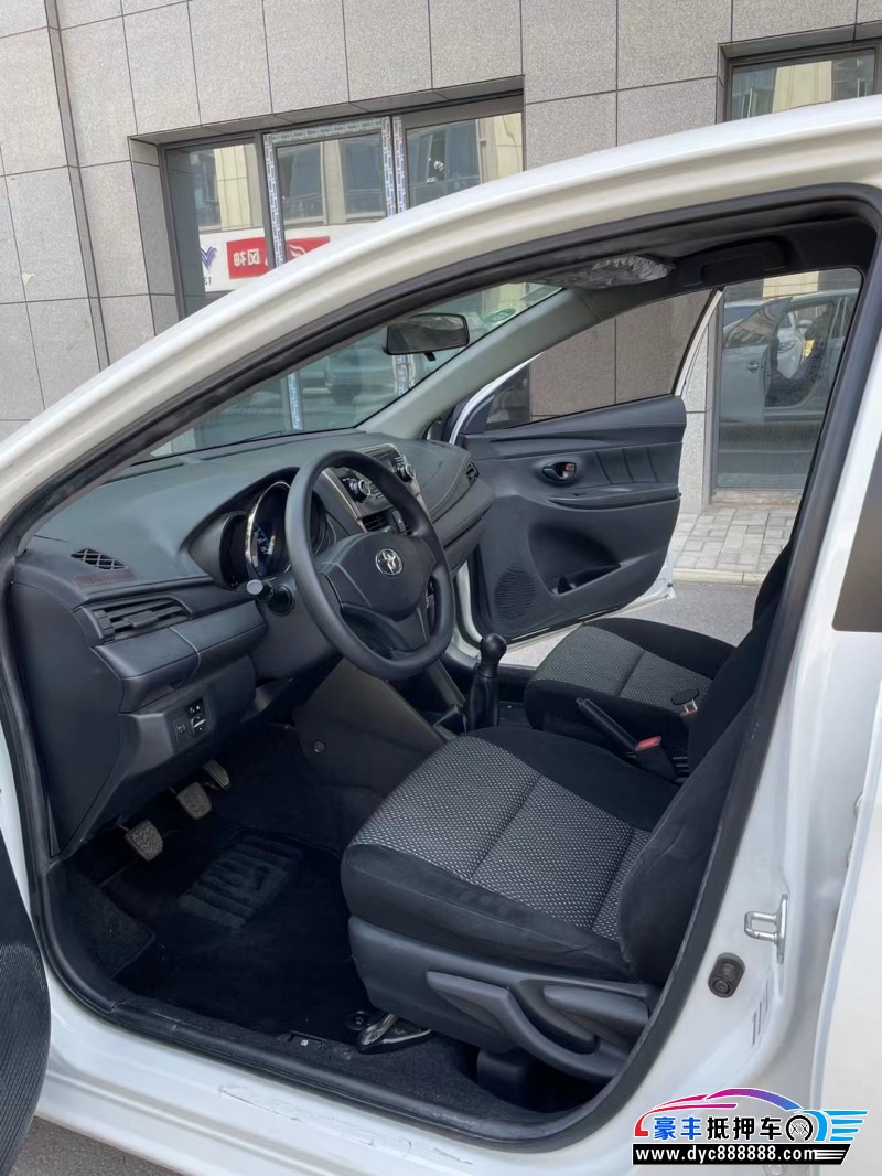 19年丰田威驰轿车抵押车出售