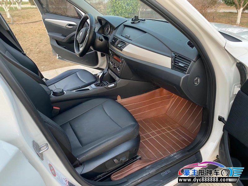 15年宝马X1轿车抵押车出售