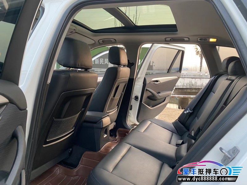 15年宝马X1轿车抵押车出售