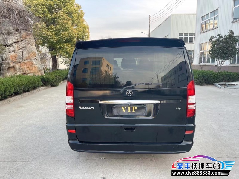 12年奔驰唯雅诺MPV抵押车出售