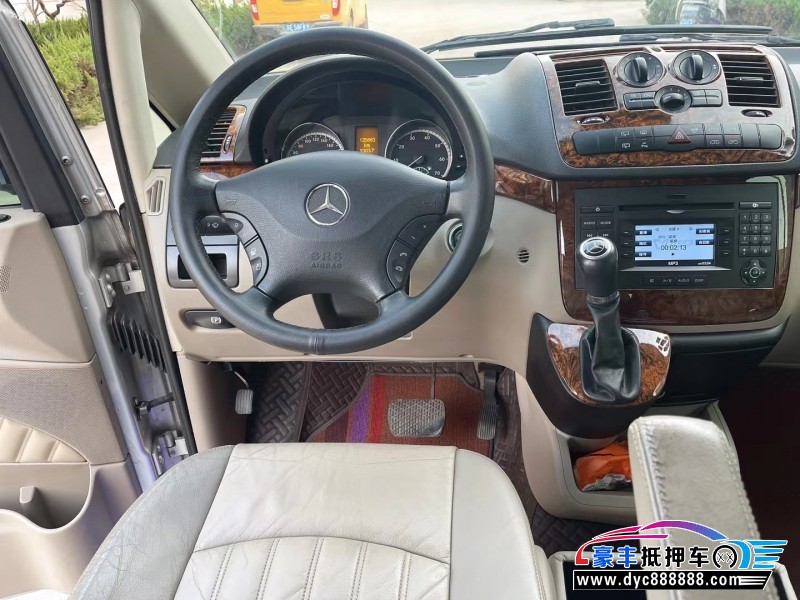 12年奔驰唯雅诺MPV抵押车出售