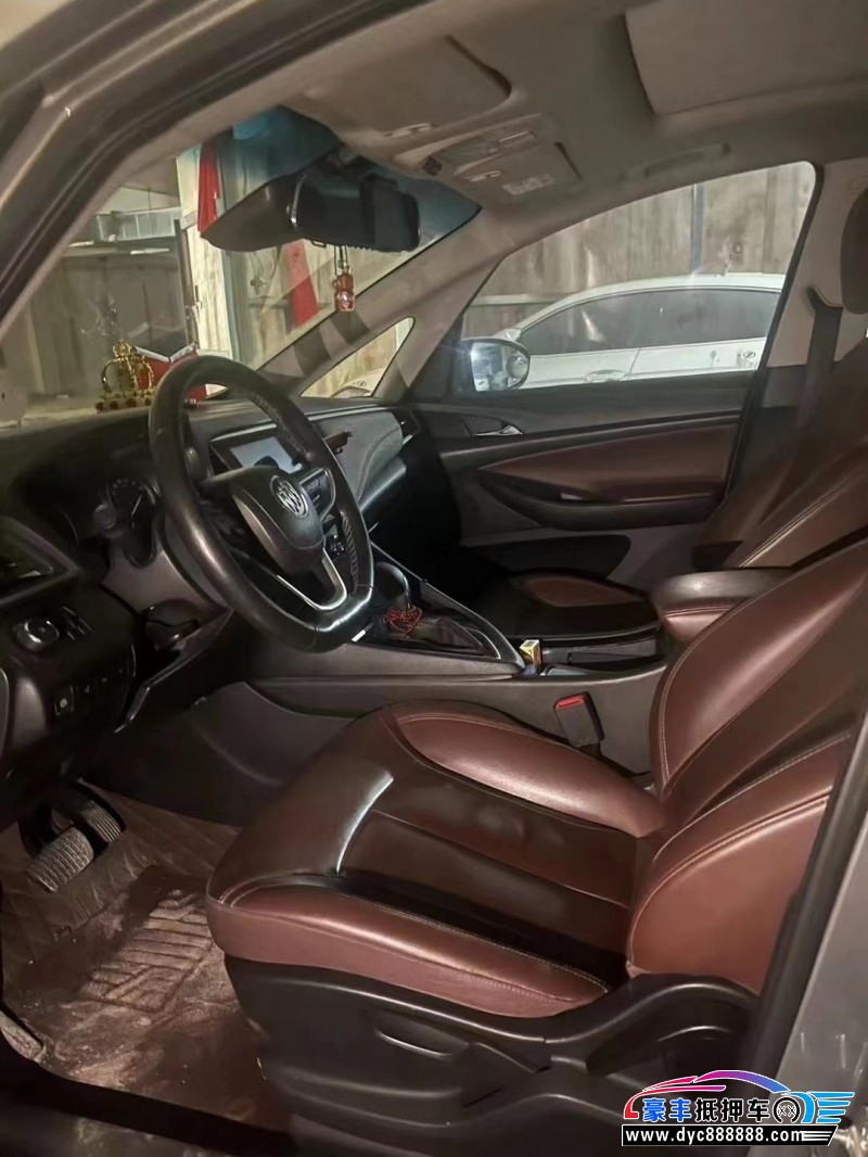 18年别克别克GL6轿车抵押车出售